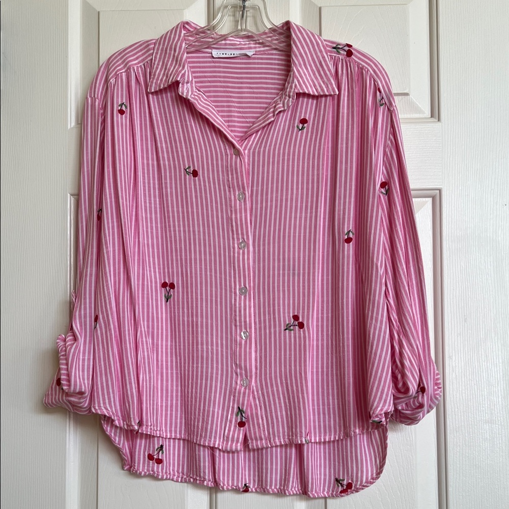 Jane + Delaney tops / blouse
   ( 100 % Rayon )